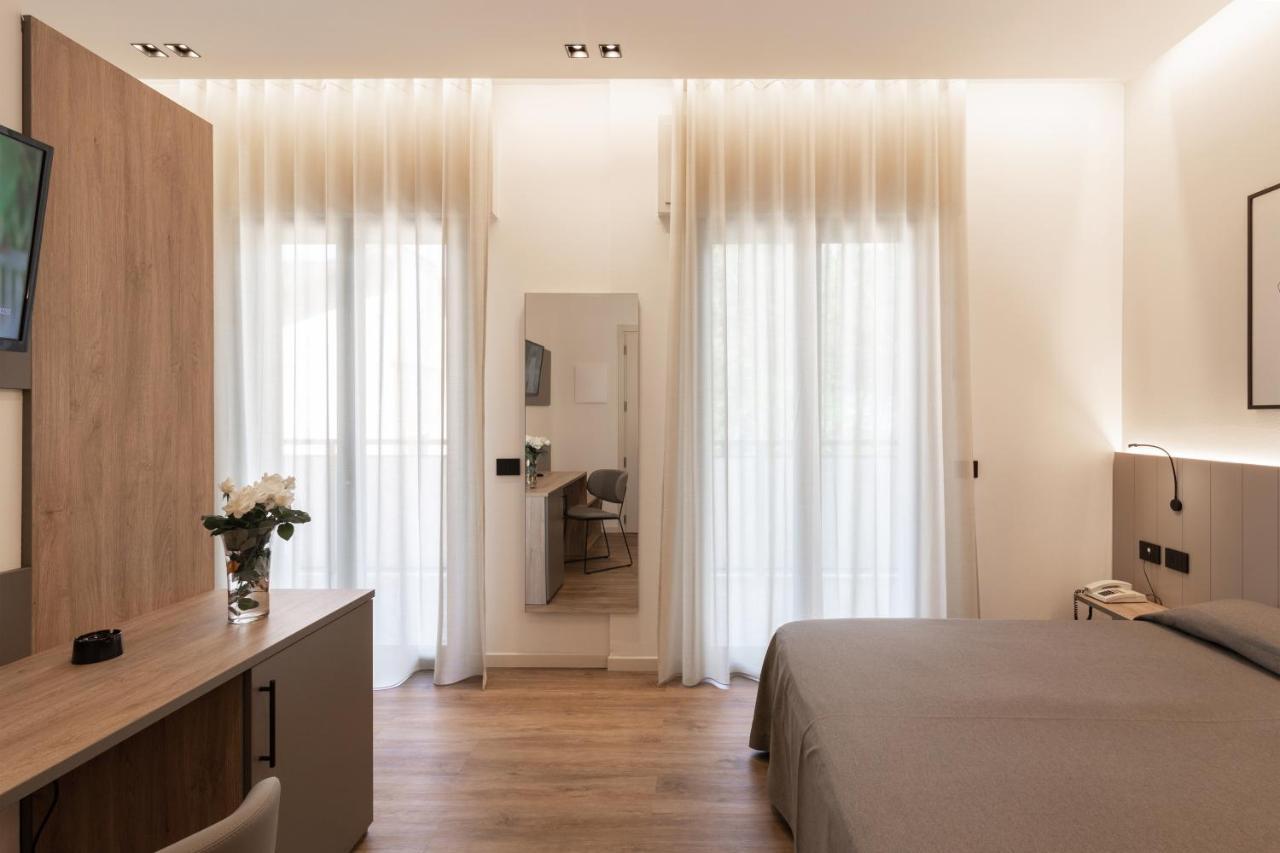 Renzo Hotel Чезенатико Екстериор снимка