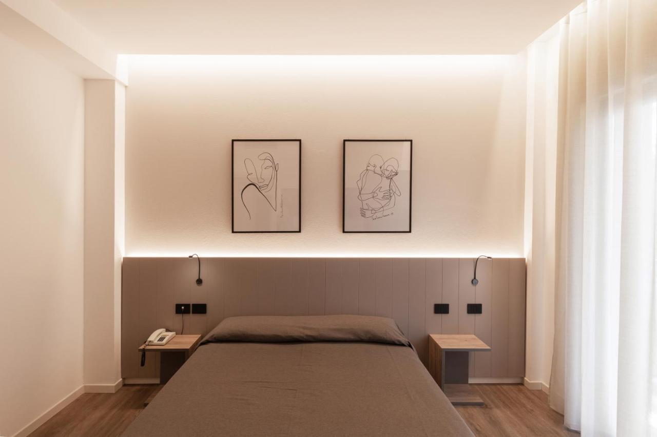 Renzo Hotel Чезенатико Екстериор снимка