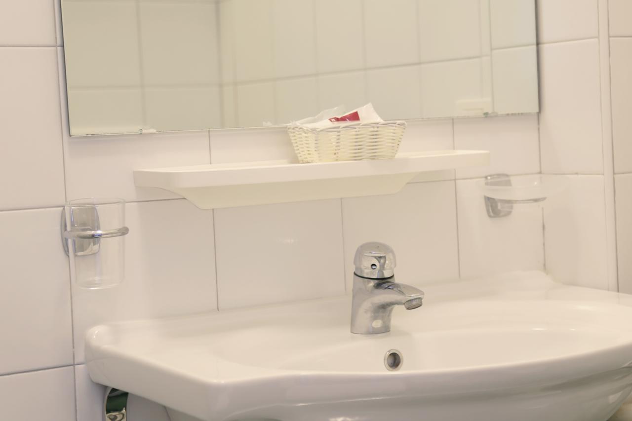 Renzo Hotel Чезенатико Екстериор снимка